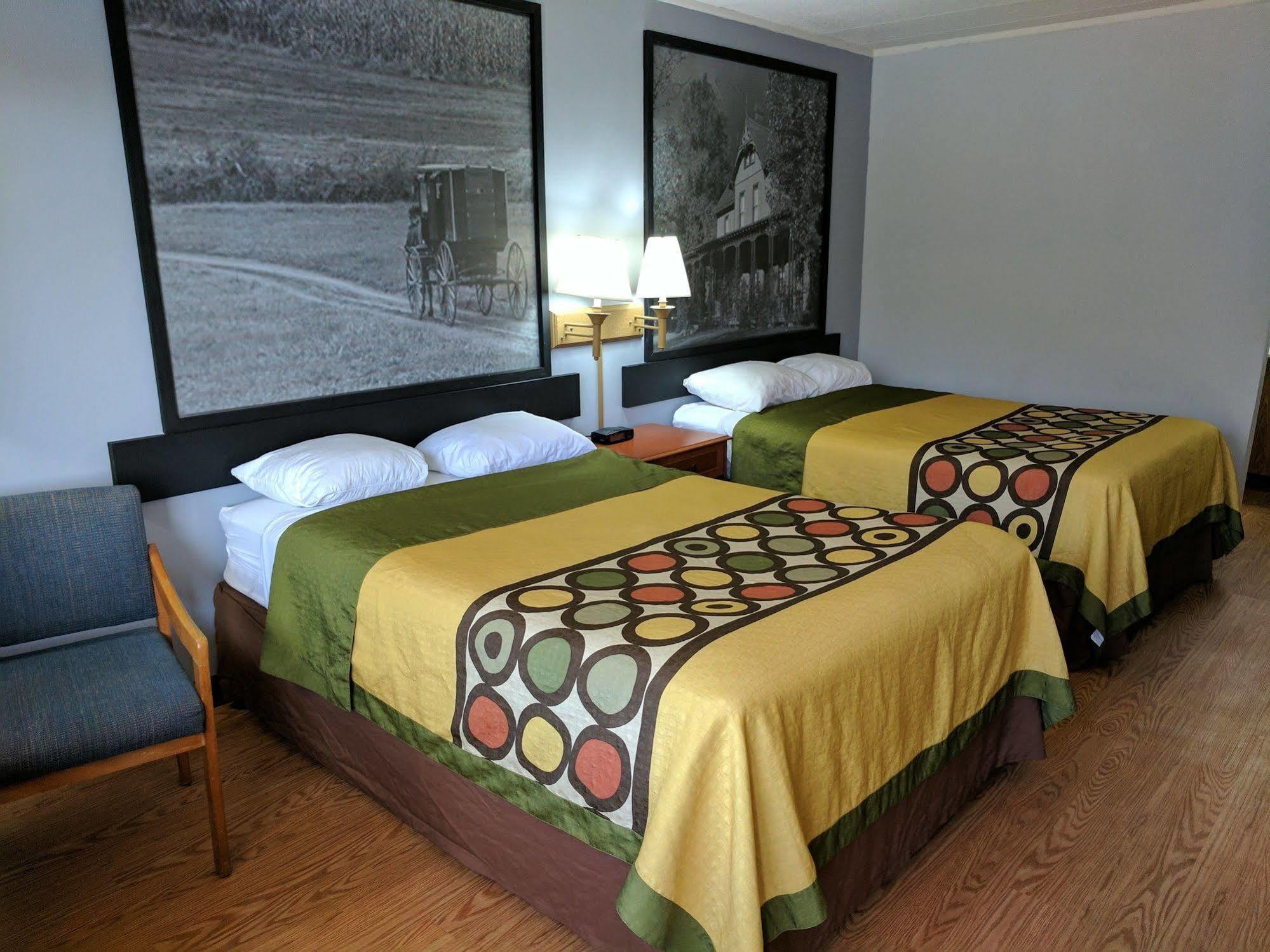 Sprucewood Inn Elyria Dış mekan fotoğraf